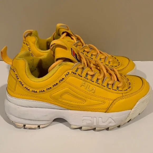 ☆FILA☆ Slicktender 251SM02775H920 11001SM02775H920 Fila | Shoes | Fila Sneakers Gently Worn | Poshmark